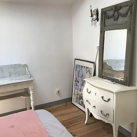 Chateau Beausejour 3* Листрак-Медок