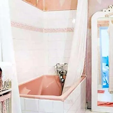 Chateau Beausejour 3* Листрак-Медок