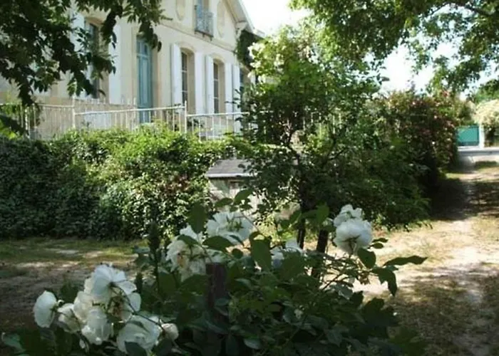 Chateau Beausejour 3*